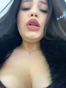 Snapshot of Chloe__Moon chatting on December 2024 01:41:01 PM Chloe Moon online show from December 2024 01:41:01 PM