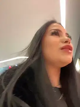 Snapshot of Chloe__Moon chatting on December 2024 12:12:02 PM Chloe Moon online show from December 2024 12:12:02 PM