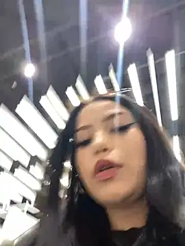 Snapshot of Chloe__Moon chatting on January 2025 02:43:01 PM Chloe Moon online show from January 2025 02:43:01 PM