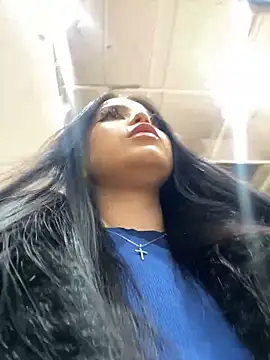 Snapshot of Chloe__Moon chatting on January 2025 12:31:01 PM Chloe Moon online show from January 2025 12:31:01 PM