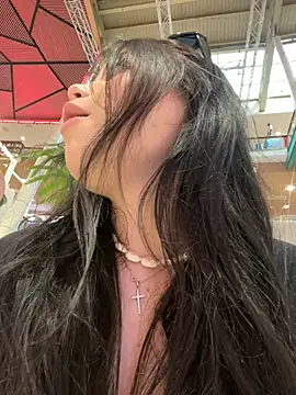 Snapshot of Chloe__Moon chatting on March 2025 09:11:01 AM Chloe Moon online show from March 2025 09:11:01 AM