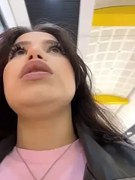 Snapshot of Chloe__Moon chatting on September 2025 03:11:01 PM Chloe Moon online show from September 2025 03:11:01 PM