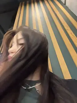 Snapshot of Chloe__Moon chatting on October 2025 01:07:01 PM Chloe Moon online show from October 2025 01:07:01 PM