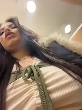 Chloe  Moon online show from March 2026 01:17:02 PM