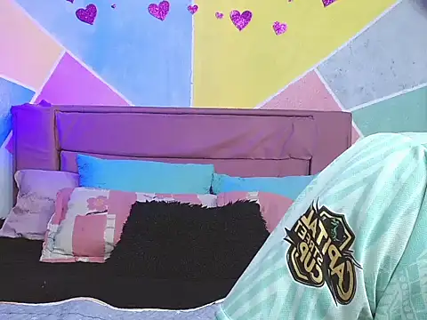 Snapshot of tylor_boy chatting on September 2025 03:29:01 AM tylor boy online show from September 2025 03:29:01 AM