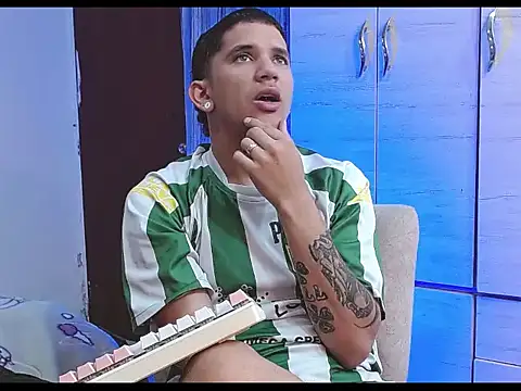 tylor boy online show from July 2026 09:53:02 PM