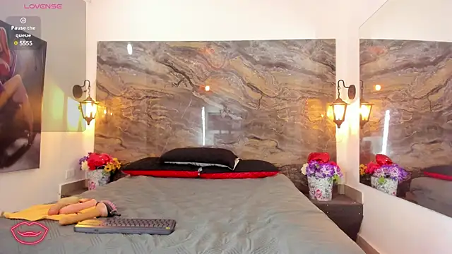 Snapshot of Analiasmith89 chatting on March 2025 02:27:02 AM Analiasmith89 online show from March 2025 02:27:02 AM