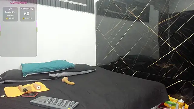 Snapshot of Analiasmith89 chatting on October 2025 02:33:01 AM Analiasmith89 online show from October 2025 02:33:01 AM