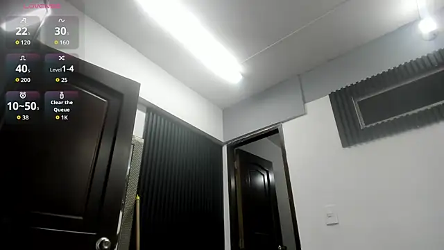 Snapshot of Analiasmith89 chatting on January 2026 04:37:02 AM Analiasmith89 online show from January 2026 04:37:02 AM