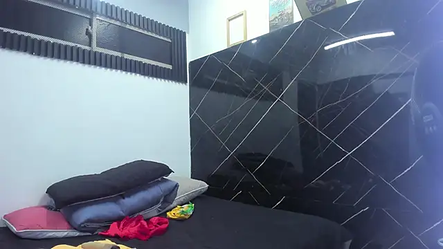 Snapshot of Analiasmith89 chatting on January 2026 04:27:01 AM Analiasmith89 online show from January 2026 04:27:01 AM