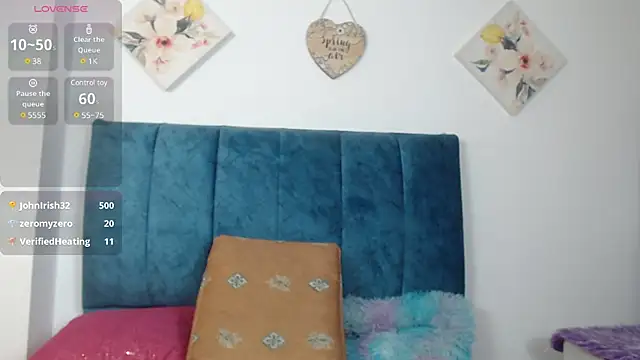 Snapshot of LilyMadisson_F_w chatting on January 2025 08:54:01 PM LilyMadisson F w online show from January 2025 08:54:01 PM