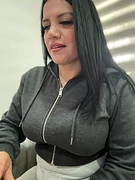 Snapshot of Milff_parkerrr chatting on January 2025 03:15:02 PM Milff parkerrr online show from January 2025 03:15:02 PM