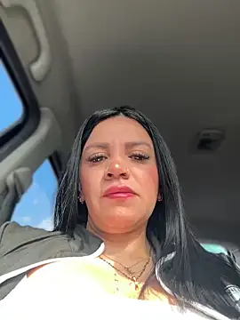 Snapshot of Milff_parkerrr chatting on January 2025 01:35:01 PM Milff parkerrr online show from January 2025 01:35:01 PM