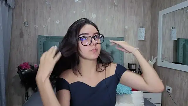 Marcelaa fox online show from May 2026 08:15:01 PM