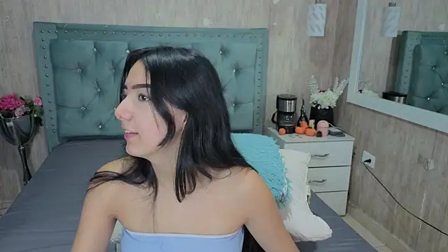 Marcelaa fox online show from May 2026 09:10:02 PM