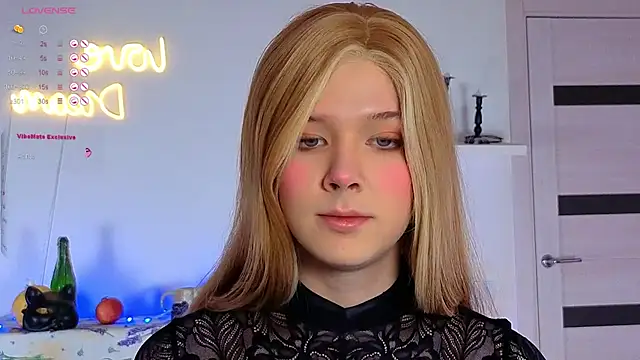  yourFoxy  online show from November 2025 02:12:02 PM