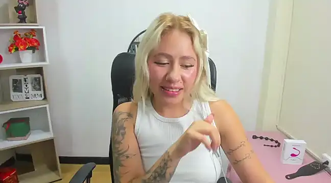 ConstansBlonde online show from February 2025 10:55:01 PM