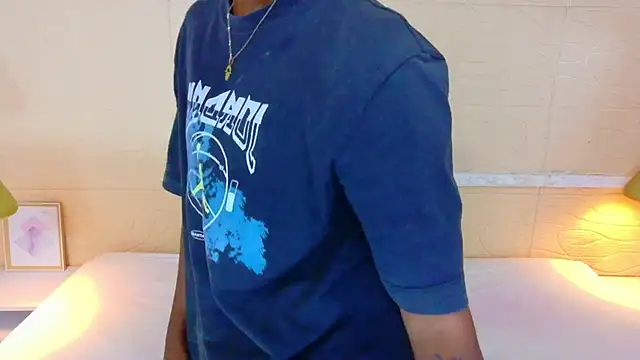 Chocolatte bar online show from March 2026 02:10:02 PM