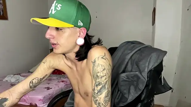 Matthew Dixonn online show from February 2025 03:00:02 AM