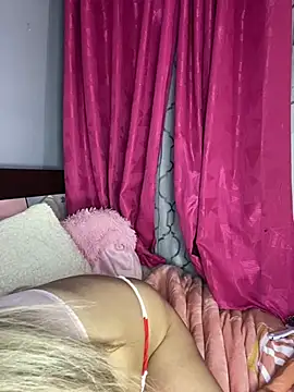 Snapshot of lunaapppp chatting on February 2025 02:42:02 AM lunaapppp online show from February 2025 02:42:02 AM