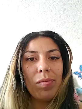 Sweel Leyva18 online show from June 2026 06:45:02 PM