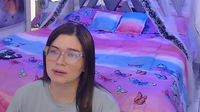 Snapshot of Steisyromero7 chatting on December 2025 01:16:02 PM Steisyromero7 online show from December 2025 01:16:02 PM