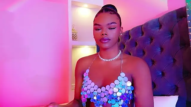 CamiEstrada online show from February 2026 07:08:01 PM