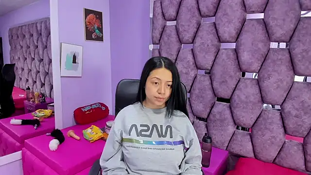 Snapshot of slut_anal_ chatting on January 2025 01:28:01 PM slut anal online show from January 2025 01:28:01 PM