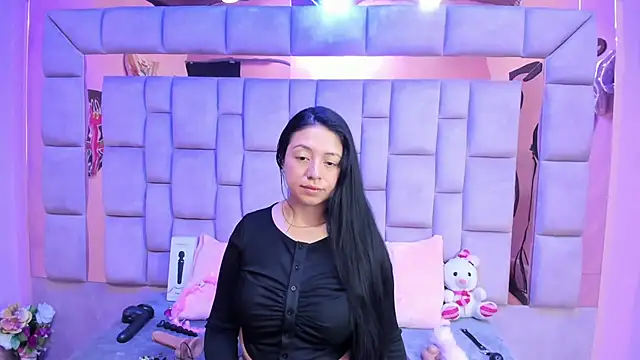 Snapshot of slut_anal_ chatting on October 2025 06:17:02 PM slut anal online show from October 2025 06:17:02 PM