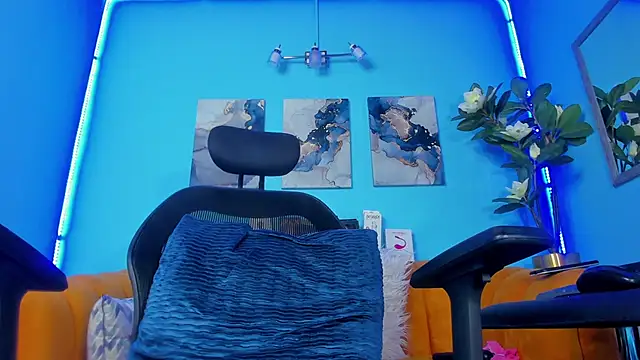  hairybeard  online show from February 2025 12:34:01 PM