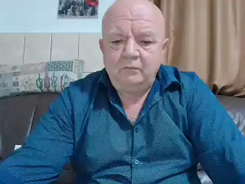 fullballs6 online show from December 2024 03:17:02 AM