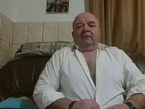 fullballs6 online show from February 2025 03:10:02 AM