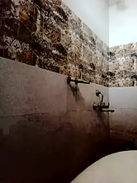 wildfox566 online show from December 2025 04:08:01 AM