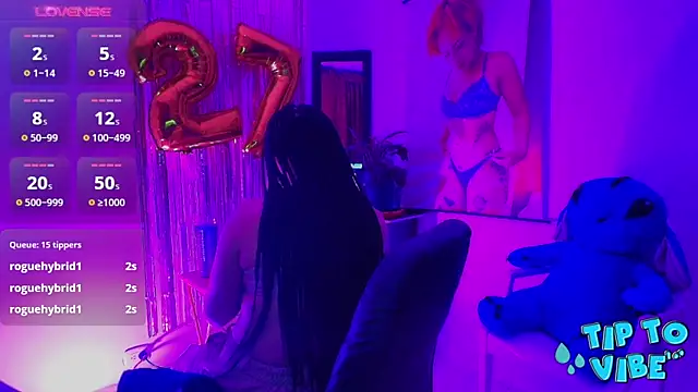 Snapshot of TinnaDawsom chatting on March 2025 04:17:02 AM TinnaDawsom online show from March 2025 04:17:02 AM