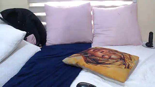Foxybrownxx1 online show from May 2026 10:53:02 AM