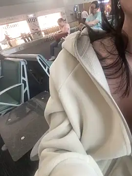 Snapshot of zqq5522 chatting on December 2025 08:45:01 AM zqq5522 online show from December 2025 08:45:01 AM