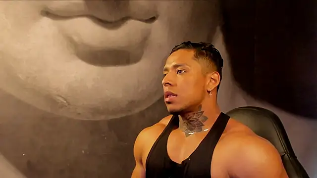 Snapshot of bradley_smith chatting on February 2025 12:43:02 PM bradley smith online show from February 2025 12:43:02 PM