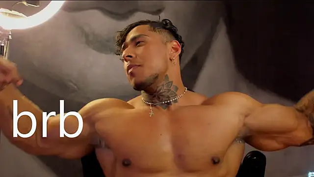 Snapshot of bradley_smith chatting on March 2025 04:10:01 AM bradley smith online show from March 2025 04:10:01 AM