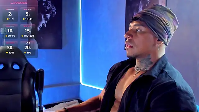 Snapshot of bradley_smith chatting on September 2025 08:36:01 PM bradley smith online show from September 2025 08:36:01 PM