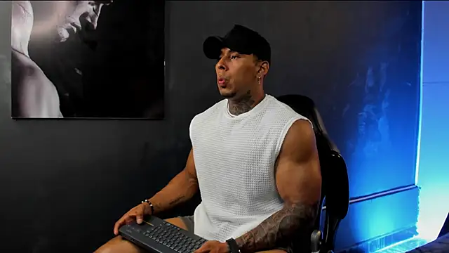 Snapshot of bradley_smith chatting on November 2025 09:36:01 PM bradley smith online show from November 2025 09:36:01 PM