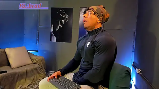 Snapshot of bradley_smith chatting on February 2026 09:40:02 PM bradley smith online show from February 2026 09:40:02 PM