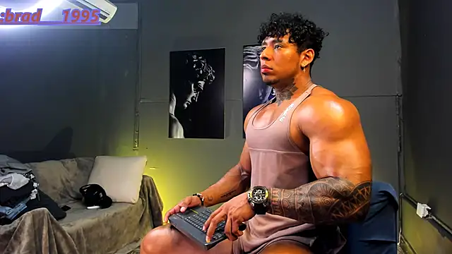 Snapshot of bradley_smith chatting on February 2026 03:42:01 PM bradley smith online show from February 2026 03:42:01 PM