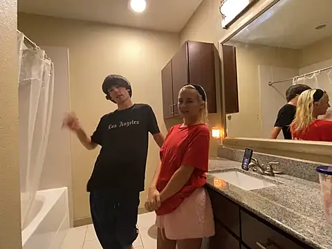 Snapshot of girlfriendmissy chatting on February 2025 12:51:01 AM girlfriendmissy online show from February 2025 12:51:01 AM