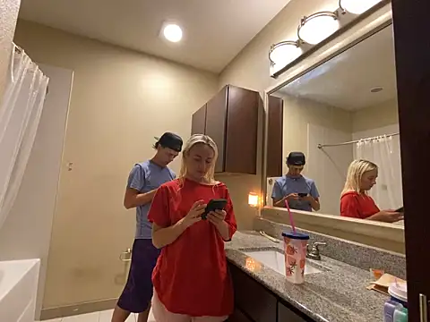 Snapshot of girlfriendmissy chatting on February 2025 08:55:02 PM girlfriendmissy online show from February 2025 08:55:02 PM