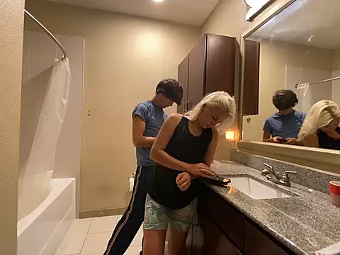 Snapshot of girlfriendmissy chatting on March 2025 12:45:01 AM girlfriendmissy online show from March 2025 12:45:01 AM