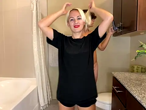 girlfriendmissy online show from December 2025 11:54:01 PM