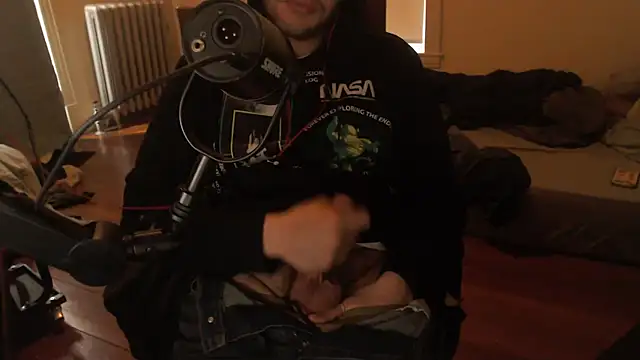 chicostick413 online show from March 2025 01:51:01 PM