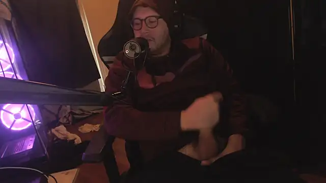 chicostick413 online show from November 2025 03:49:01 PM