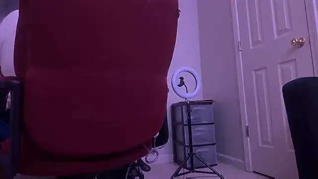bigtennesseeboy online show from June 2026 10:19:02 AM