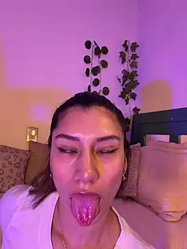 Bckystonee online show from February 2026 08:43:01 PM